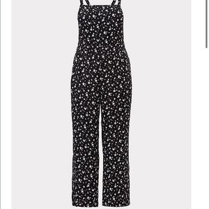 Black floral crepe wide leg overall torrid